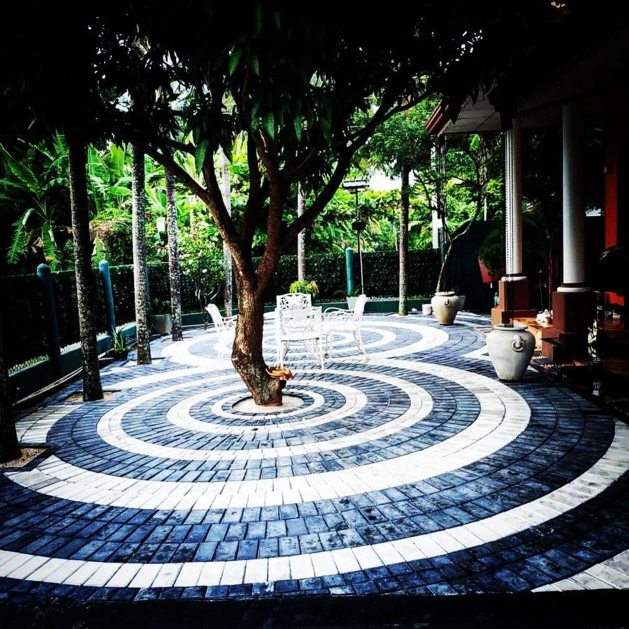 One And Only Apartment Negombo Exteriör bild