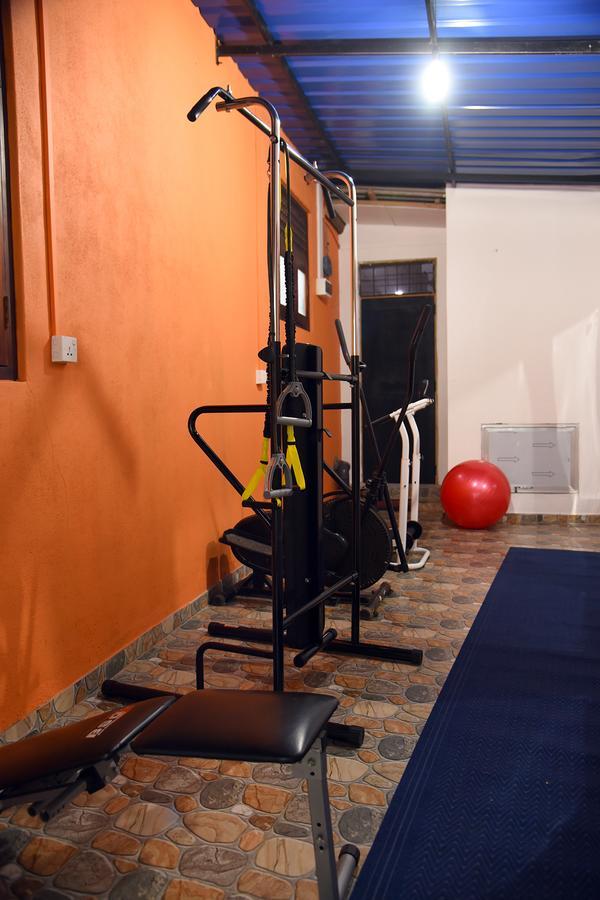 One And Only Apartment Negombo Exteriör bild