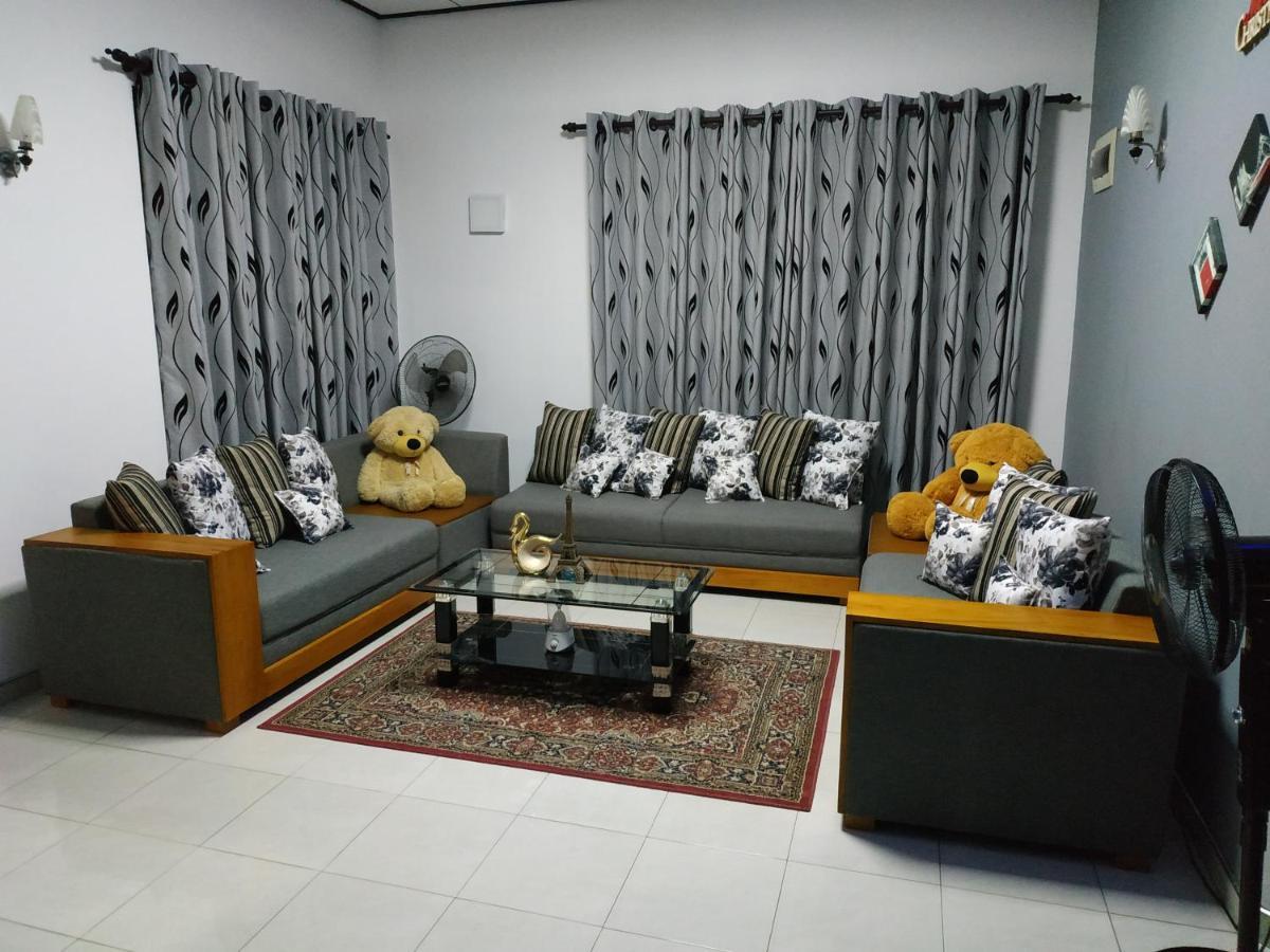 One And Only Apartment Negombo Exteriör bild